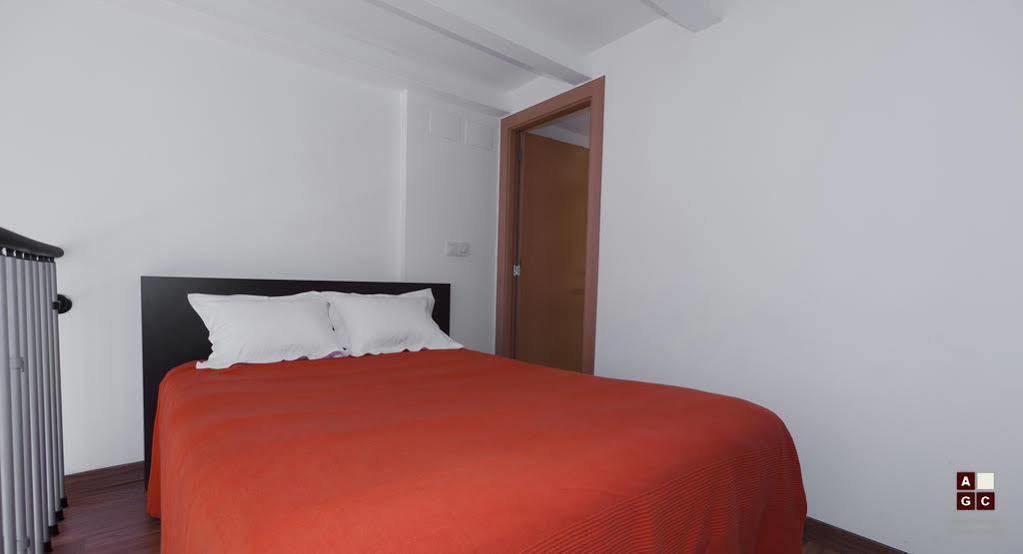 Apartaments Girona Centre Экстерьер фото